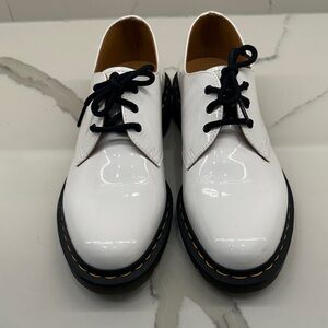 Dr Martens White patent leather Lace-Up Shoes with Black Soles size 10 worn once